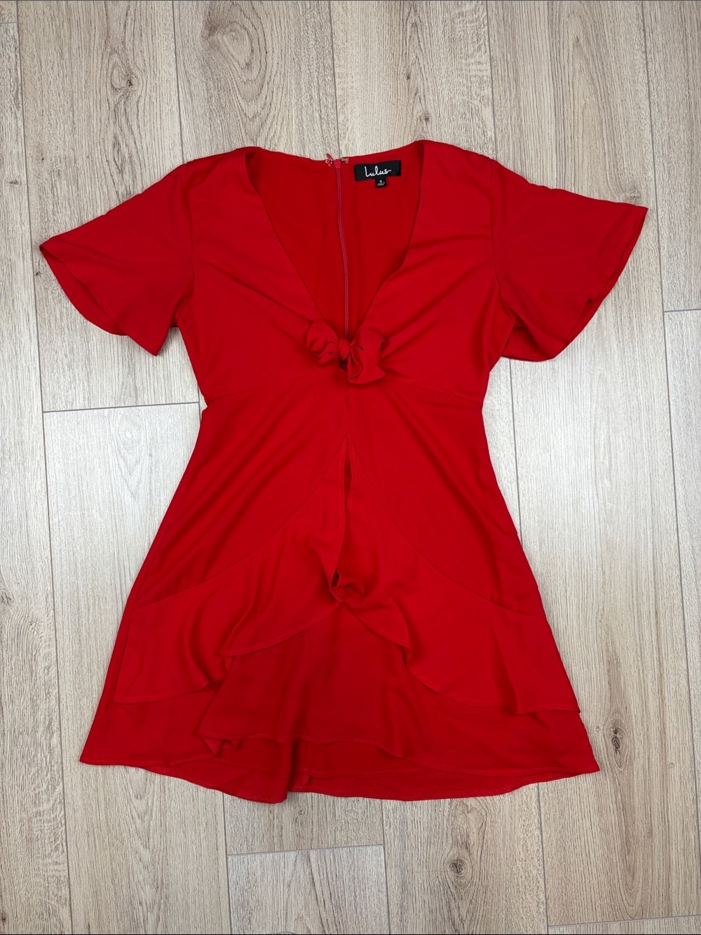 Lulu's Red Knot-Front V-Neck Mini Dress Size S